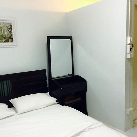 Bann Bunga Inn Bangkok Zewnętrze zdjęcie