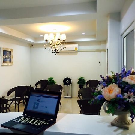 Bann Bunga Inn Bangkok Zewnętrze zdjęcie